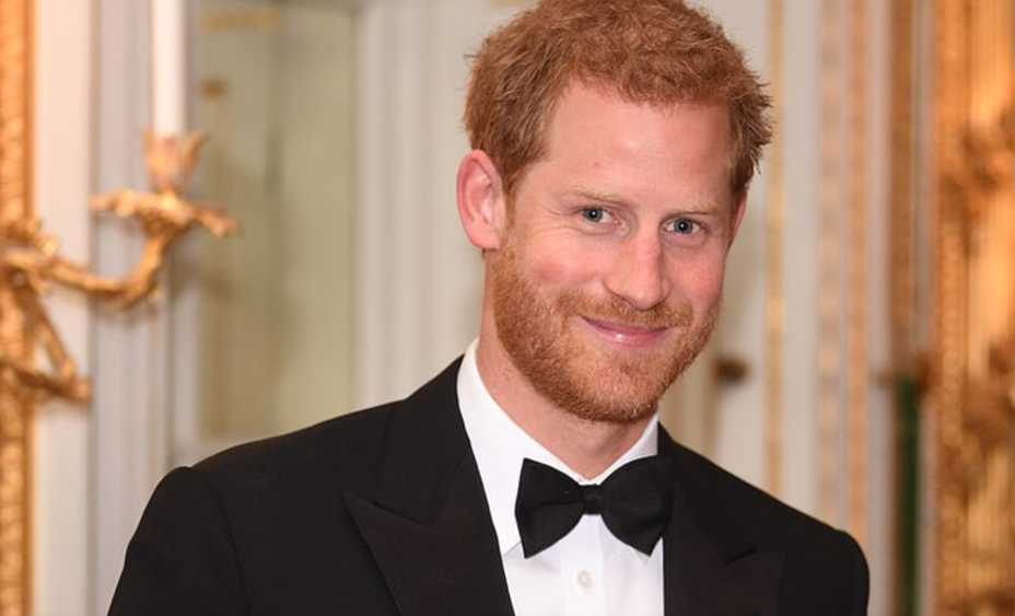 مشاهير تحدثوا بصراحة عن معاركهم مع الأمراض النفسية والعقلية